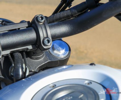 Non-adjustable front-end.