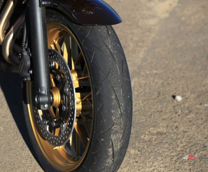 120/70ZR17 Dunlop Roadsport 2.