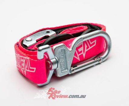 O'Neal Swivel Carabiner tie-down.