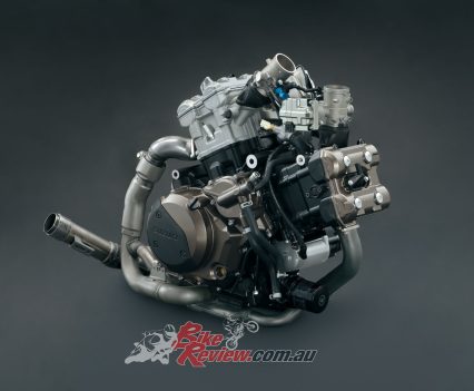 The 2022 V-STROM 1050/DE is powered by the latest iteration of Suzuki’s distinctive liquidcooled, four-stroke, 90° V-twin DOHC engine.