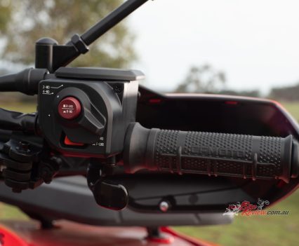 Diff locks and switching from 2wd to 4wd is easy!