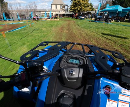 Smaller LCD on the 400.