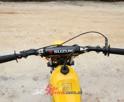 Twist and hang on to the little mud slinger!