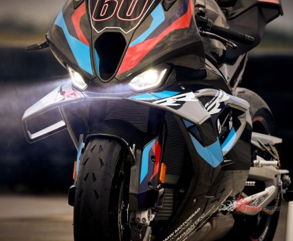 Cabron-fibre winglets.