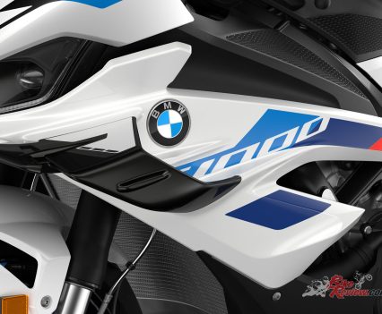 Aggressive winglets.