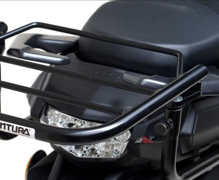 Suzuki GSX-S1000GT 22'-23' fitted with the EVO Rack Kit.