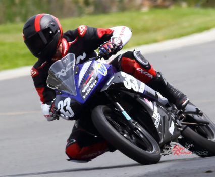 One of the most popular gloves by IXON are the RS Tempo Air which is designed for summer riding and hitting the track. Luca had them on at the recent six-hour bucket enduro.