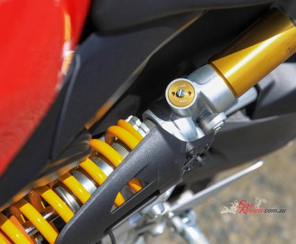 Fully adjustable Sachs unit.