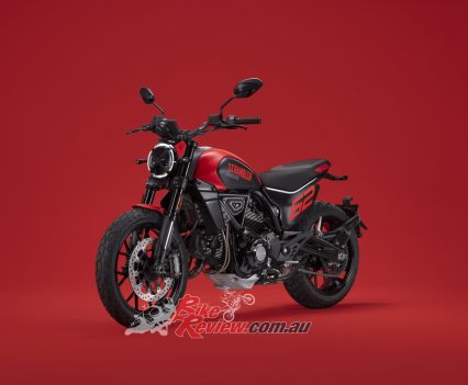 The Ducati Scrambler Full Throttle is the sportiest proposal in the 2023 range and is inspired by U.S. flat track competitions.