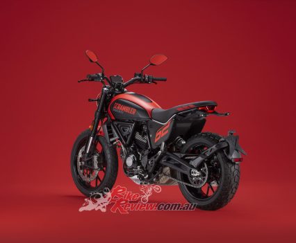 Standard equipment is completed by Cornering ABS, which is essential for making riding even safer.