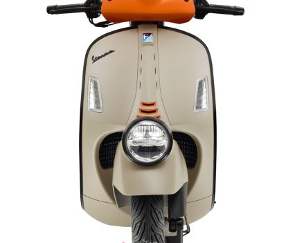 2023 Vespa Gtv.