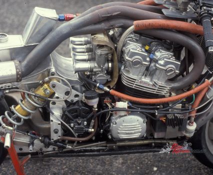 4 x 33mm Keihin CR smoothbore.