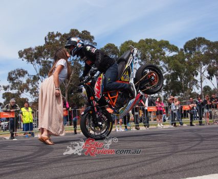 Luke's wife was a big support during his career! Even appearing in some of his shows...