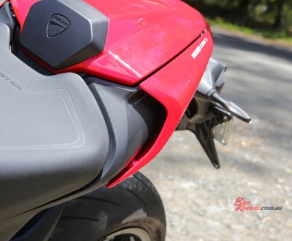 Cool areo holes in the rear cowl.