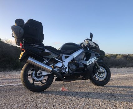 Tony's Honda CBR900RR Fireblade.