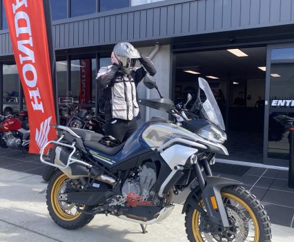 Picking up the 800MT.