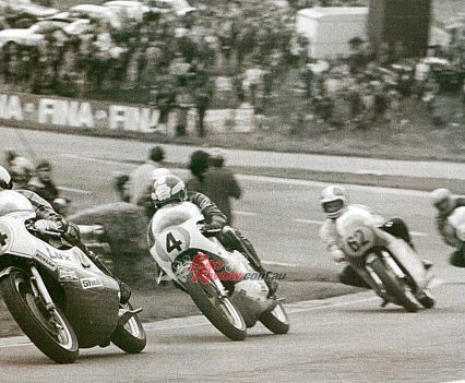 1972 Belgian GP. Dave Simmonds leads Rod Gould, Alberto Pagani and Kim Newcombe at Eau Rouge lap two.
