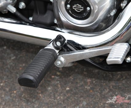 Relaxed footpeg position.