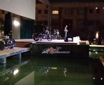 Super Meteor press intro.