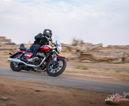 Little effort is required to turn the motorcycle either, courtesy of the wide handlebar and relatively short wheelbase.