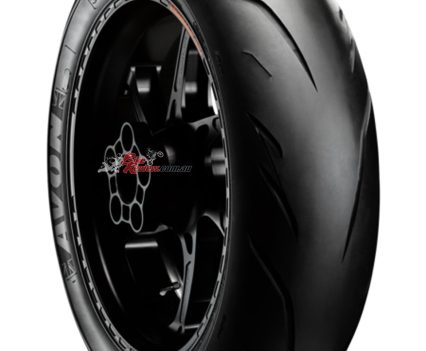 AVON 3D Supersport.