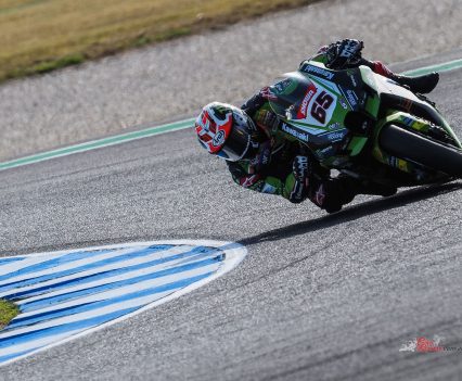 Six-time Champion Rea took fourth spot after setting a 1'30.889s.