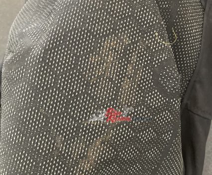 Excellent knee and shin protection.