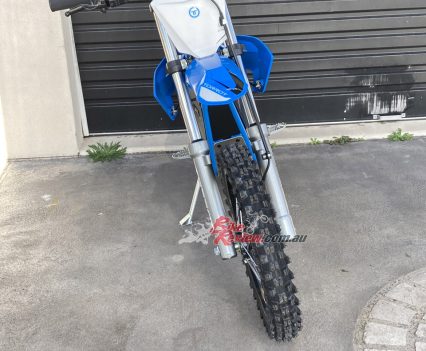 Narrow and lightweight, 95mm travel and a 14in Michelin tyre up front.