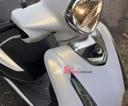 The D'elight is not a classic styled scooter, or a sports styled scooter. It's just a regular commuter but it has a nice pearl to the paint and some good features.