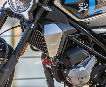 292cc, fuel-injected, DOHC, single-cylinder engine.