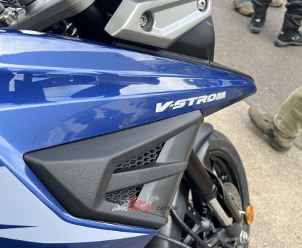 Standard V-STROM 1050.