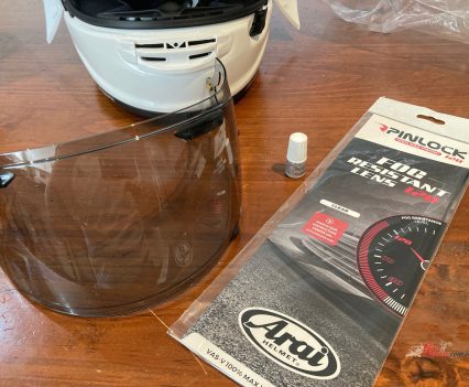 The smoked visor with Pinlock.