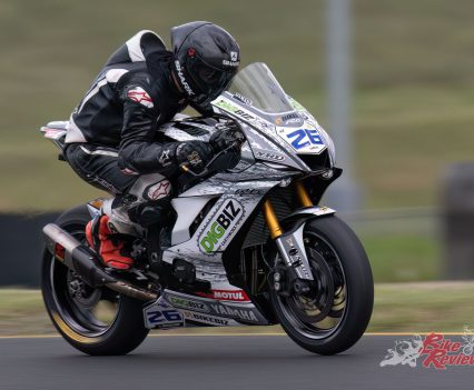 Qualifying One for Supersport saw Jake Farnsworth post the fastest first flyer that was immediately answered by Sean Condon who posted a 1:33.706 to let the field know that he was absolutely the man to beat this weekend.