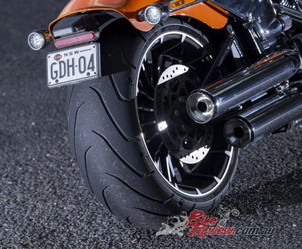 18in rear wheel with 240/40 – 18in Michelin Scorcher II.