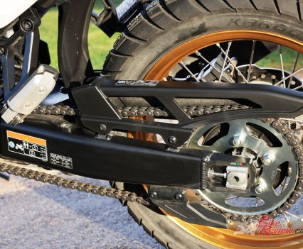 Metzeler Karoo Road hoops.