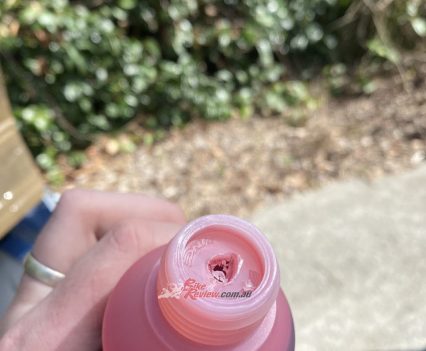 Push a decent hole in the filter oil to ensure you have plenty coming out.