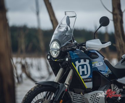 Long-travel WP Xplor 48mm forks.