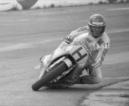 Hartog racing the XR23B in the Swann Series at Oran Park in 1979!