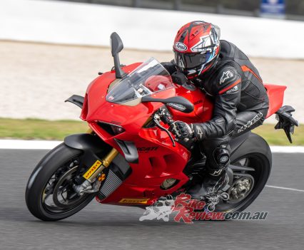 Taka reported that the rear SC1 provided outstanding drive off turns even on the powerful Ducati.