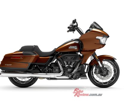 Road Glide Whiskey Neat/Raven Metallic.