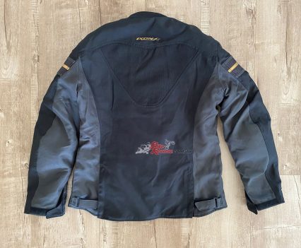 A back protector can be fitted to the jacket, or a seperate one can be worn.