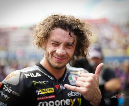 Bezzecchi hits back in the title fight with stunning first Tissot Sprint win as Quartararo takes third following a late penalty for Binder.