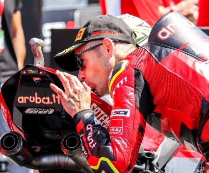 The reigning Champion battled hard for victory at Imola as he edged closer to history while Toprak Razgatlioglu claimed his 100th podium on Saturday.