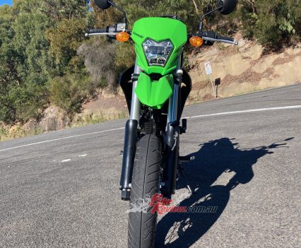 Super slim and compact, neat motard styled guard.