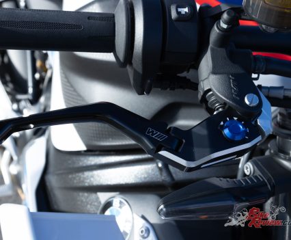 Span adjustable levers.