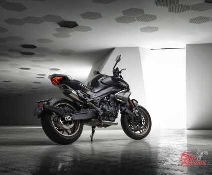 KYB single shock, adjustable rebound damping and spring preload, 130mm travel.