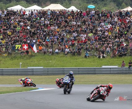 The pace dropped rapidly as the track quickly dried with Bassani lapping as much as four seconds quicker than Gardner behind him, expanding his lead to more than 10 seconds by the time Lap 4 concluded.