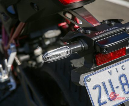 Self-cancelling indicators.