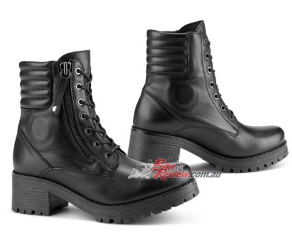 Falco Misty Boots, Black.