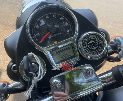 Basic yet stylish clocks, no Tripper Nav even as an option.